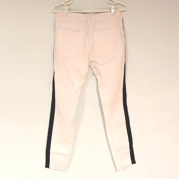 BB Dakota mid-rise white skinny w/ black stripe - Picture 3 of 12
